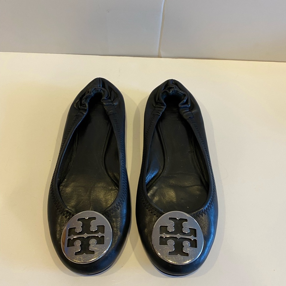 Tory Burch Reva Flat -Black with Silver Logo-6M